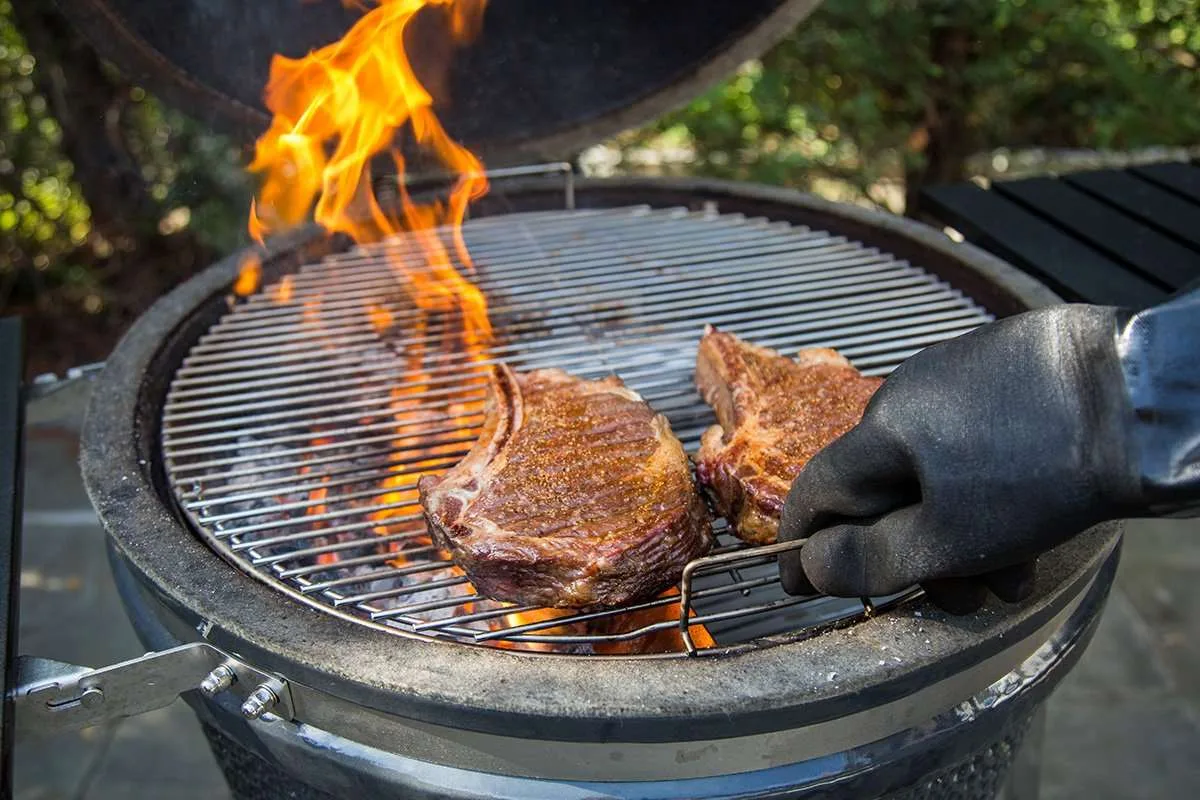 EasySpin™ Grill Grate — Why It's the Best Grate for Charcoal Grills