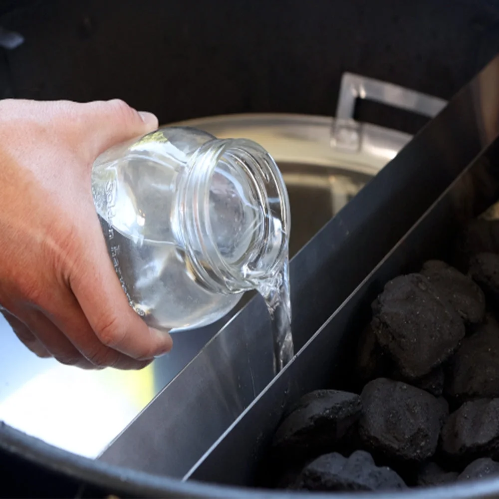 Drip 'N Divide — Pan with Built-in Divider 4